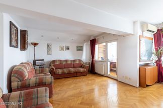 Apartament 3 camere de vânzare Bucuresti - P-ta Victoriei