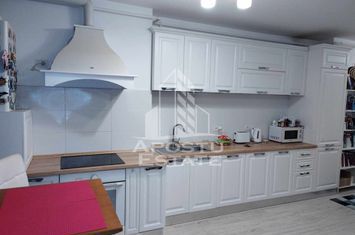 Apartament cu 2 camere, semidecomandat, bloc nou, zona Soarelui anunturi imobiliare Timis