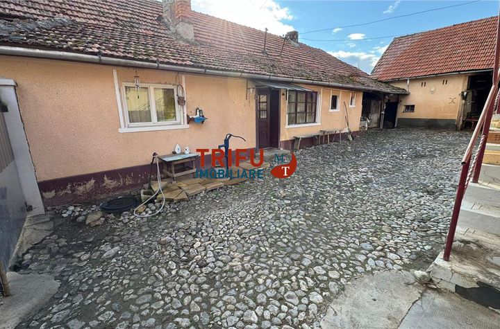 Casă - 4 camere de vanzare CRICAU - Alba anunturi imobiliare Alba