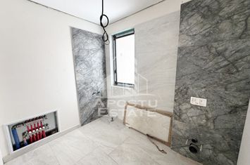 Case insiruite cu 3 camere, bucatarie inchisa, toate utilitatile. anunturi imobiliare Timis