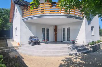 Vilă - 5 camere de vanzare IASI - Iasi anunturi imobiliare Iasi