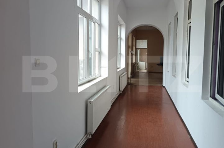 Casă - 4 camere de vanzare DEMOCRATIEI - Prahova anunturi imobiliare Prahova