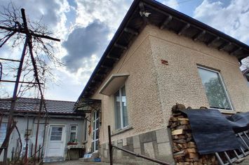 Casă - 4 camere de vanzare CAMPINA - Prahova anunturi imobiliare Prahova