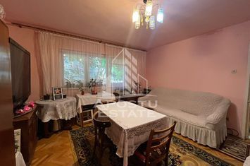 Apartament cu 3 camere, 2 bai, decomandat, parter inalt,zona Girocului anunturi imobiliare Timis