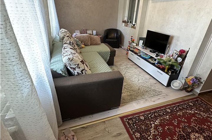 Apartament 2 camere de vanzare EST - Vrancea anunturi imobiliare Vrancea