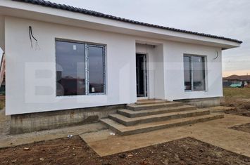 Casă - 4 camere de vanzare SANTANDREI - Bihor anunturi imobiliare Bihor