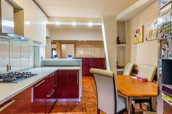 Apartament cu 3 camere decomandate, Meteor 6, Comision 0% anunturi imobiliare Cluj