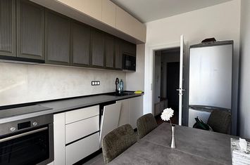 Apartament 3 camere de inchiriat SIBIU - Sibiu anunturi imobiliare Sibiu