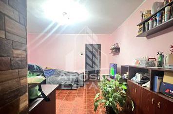 Apartament cu 2 camere,zona Confectii anunturi imobiliare Arad