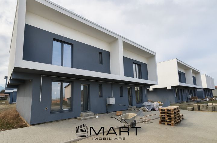 Vilă - 4 camere de vanzare RASINARI - Sibiu anunturi imobiliare Sibiu