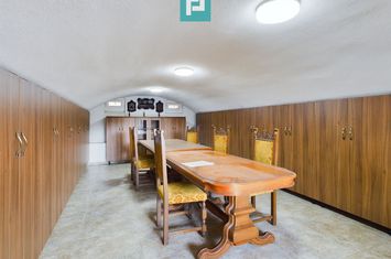 Casă tip duplex cu teren generos în Dezna anunturi imobiliare Arad