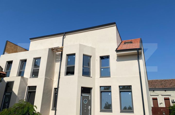 Apartament 3 camere de vanzare ORADEA - Bihor anunturi imobiliare Bihor