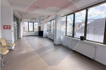 Birou luminos 70 mp în clădire modernă, zona Calea Dumbrăvii Sibiu anunturi imobiliare Sibiu