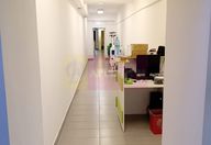 800 €, Spațiu comercial