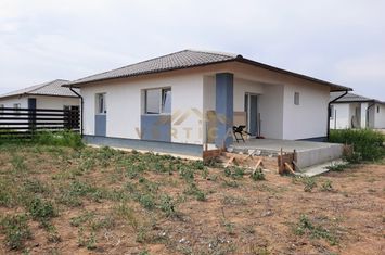 Casă - 3 camere de vanzare COMUNA BERCENI - Bucuresti anunturi imobiliare Bucuresti