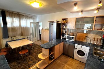 Casă - 5 camere de vanzare ALBA IULIA - Alba anunturi imobiliare Alba
