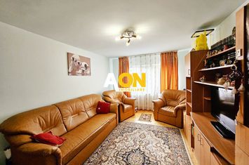 Apartament 2 camere, decomandat, etaj 3, zona Ampoi 3 anunturi imobiliare Alba