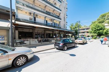 Restaurant 125 mp în centrul Drama anunturi imobiliare Grecia