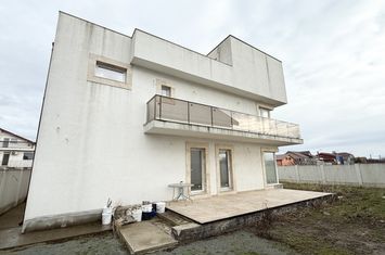 Vilă - 6 camere de vanzare NAVODARI - Constanta anunturi imobiliare Constanta