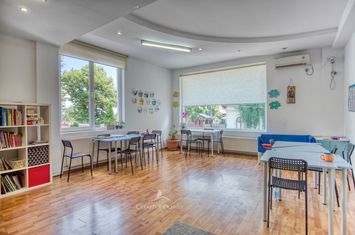 Foisorul de Foc - Vila cu 10 camere, 414 mp / Curte de 110 mp anunturi imobiliare Bucuresti