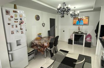 Apartament 3 camere de vanzare BACIU - Cluj anunturi imobiliare Cluj