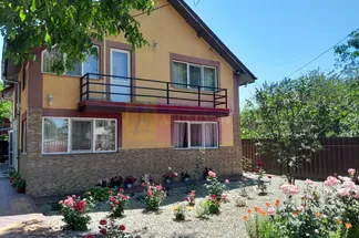 Vilă 7 cam de vânzare Ialomita - Movilita