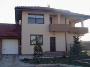 Prima Vila, in loc de Prima Casa? Vilele "la rosu" costa maxim 60.000 euro!
