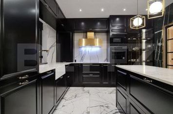 Apartament 3 camere de vanzare SUCEAVA - Suceava anunturi imobiliare Suceava