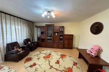 Apartament 2 camere de inchiriat EST - Vrancea anunturi imobiliare Vrancea
