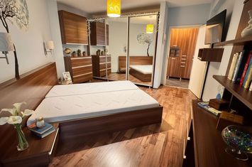 Apartament 2 camere de inchiriat AVANTGARDEN - Brasov anunturi imobiliare Brasov
