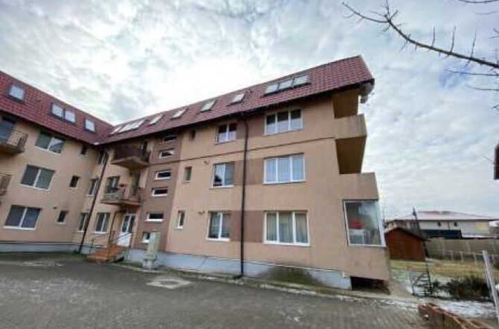 Apartament 4 camere de vanzare FLORESTI - Cluj anunturi imobiliare Cluj