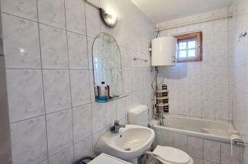VANZARE 2 CAMERE - ORAS GAESTI - BLOC 29 anunturi imobiliare Dambovita
