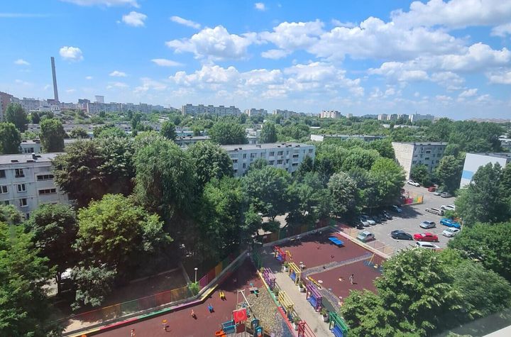 Apartament 3 camere de vanzare BRANCOVEANU - Bucuresti anunturi imobiliare Bucuresti