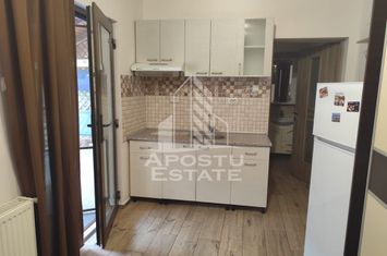 Garsoniera, petfriendly, centrala proprie, Bucovina anunturi imobiliare Timis