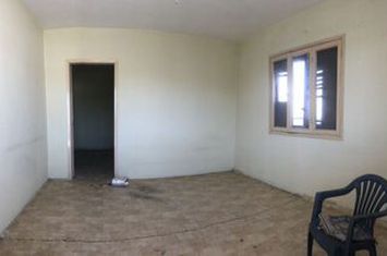 Casă 65 mp pe teren 1316 mp în Monovrisi anunturi imobiliare Grecia