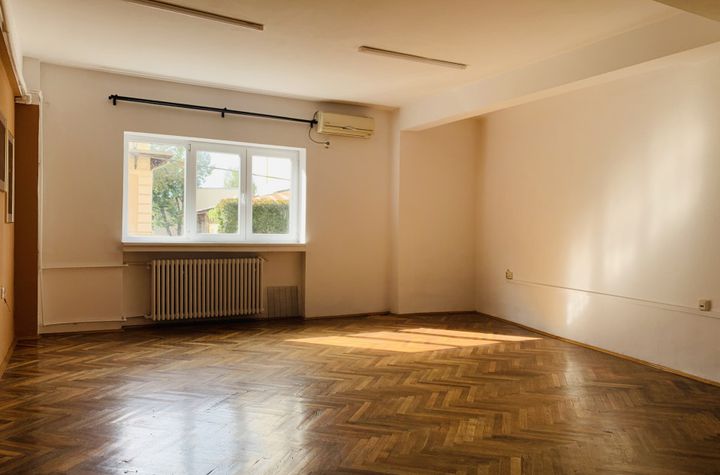 Birou de inchiriat ROMANA - Bucuresti anunturi imobiliare Bucuresti