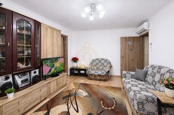 LOC DE PARCARE INCLUS Apartament 2 Camere Poarta 6 Lângă Liceul Blaga anunturi imobiliare Constanta