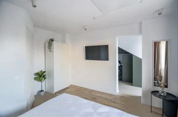 Garsonieră de vanzare BRASOV - Brasov anunturi imobiliare Brasov