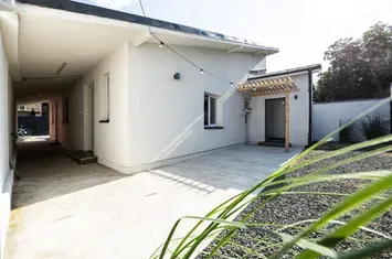Casă la preț de apartament! Posibilități multiple - 0% comision anunturi imobiliare Arad