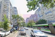 360.000 €, Spațiu comercial