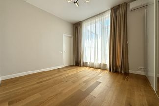 Vilă 5 cam de vânzare Bucuresti - Iancu Nicolae