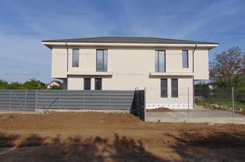 Vilă - 4 camere de vanzare CIOROGARLA - Bucuresti anunturi imobiliare Bucuresti
