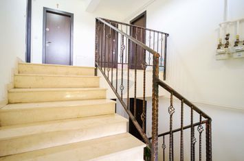 Apartament cu 2 camere de vânzare în zona Bucium anunturi imobiliare Iasi