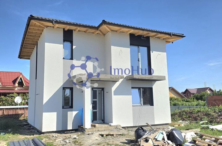 Villa SINGLE CIURBESTI (LAC) anunturi imobiliare Iasi