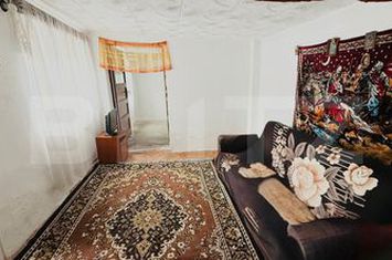 Casă - 3 camere de vanzare COSTESTII DIN DEAL - Dambovita anunturi imobiliare Dambovita