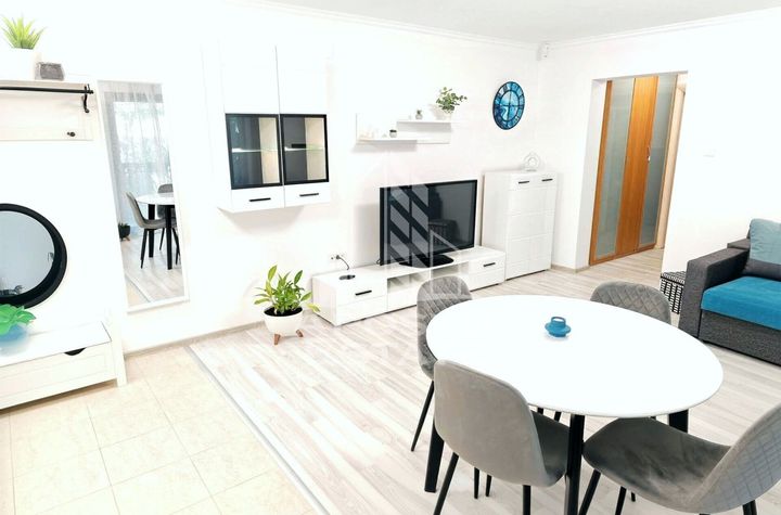Apartament 2 camere,50mp,parter,centrala proprie,Giroc anunturi imobiliare Timis