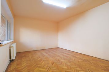 Apartament decomandat 3 camere - str. Horia - COMISION 0% anunturi imobiliare Arad