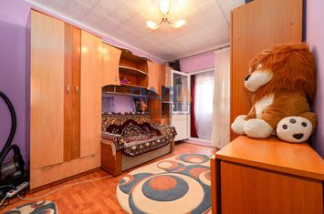 3 camere, 3 balcoane, etaj 3 anunturi imobiliare Neamt