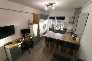 Apartament 2 camere de vanzare TRACTORU - Brasov anunturi imobiliare Brasov