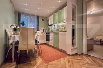Apartament 3 camere de vanzare ROGERIUS - Bihor anunturi imobiliare Bihor